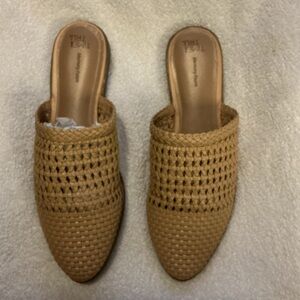 Trotters Tan Woven Slip-On Mules